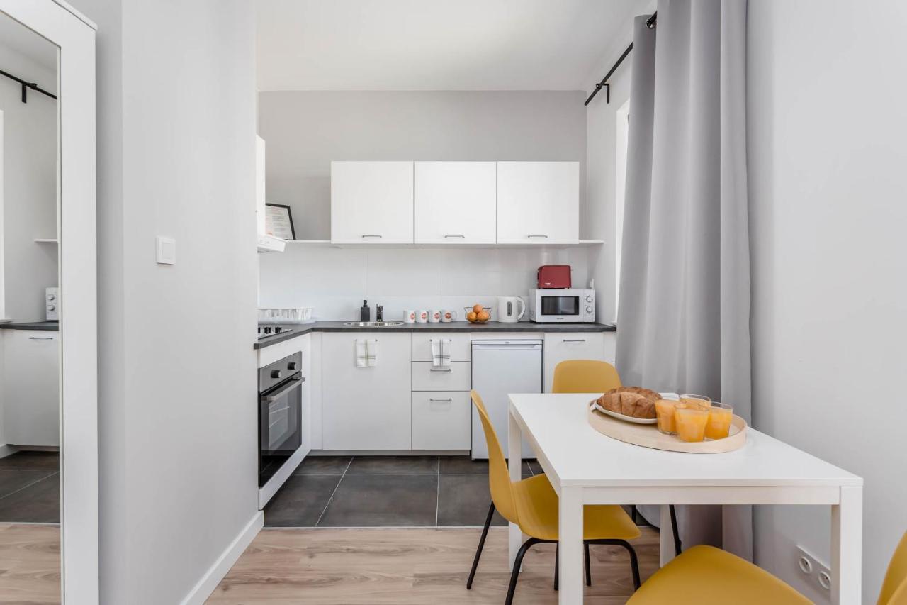Chill Apartments Praga Residence Varşovia Exterior foto